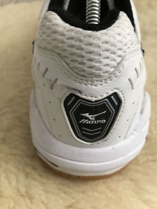 Як нові! Mizuno Wave для волейболу, тенісу 43 42,5 42 27,5 27