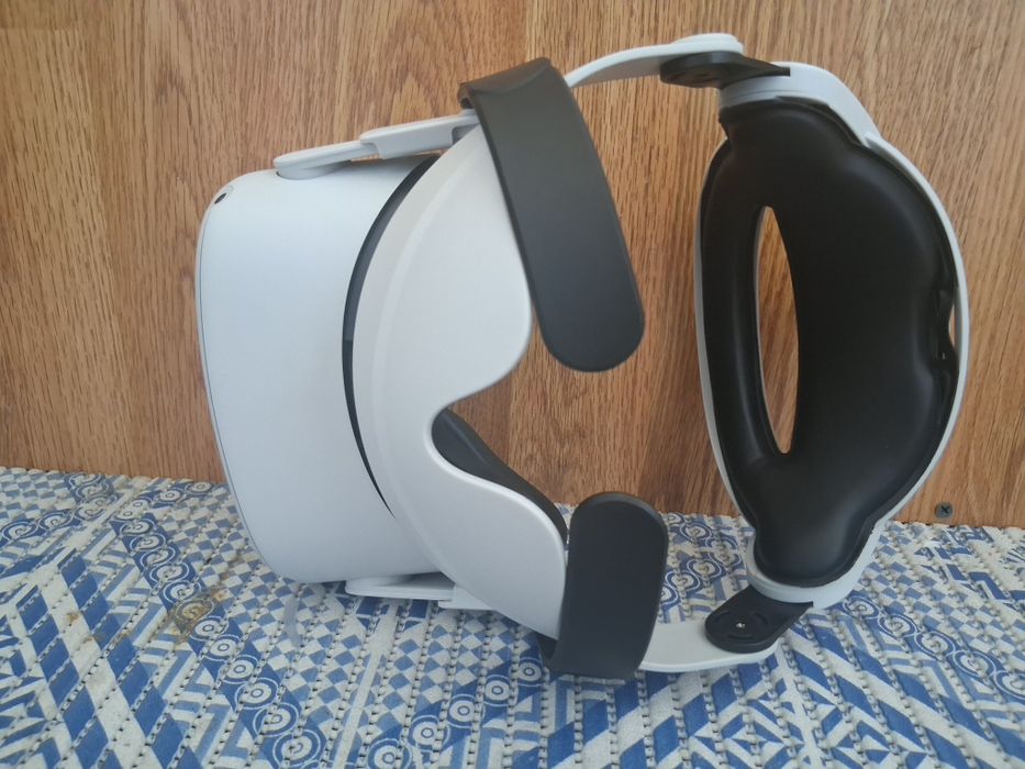 oculus quest 2  на 256 гб з чехлом
