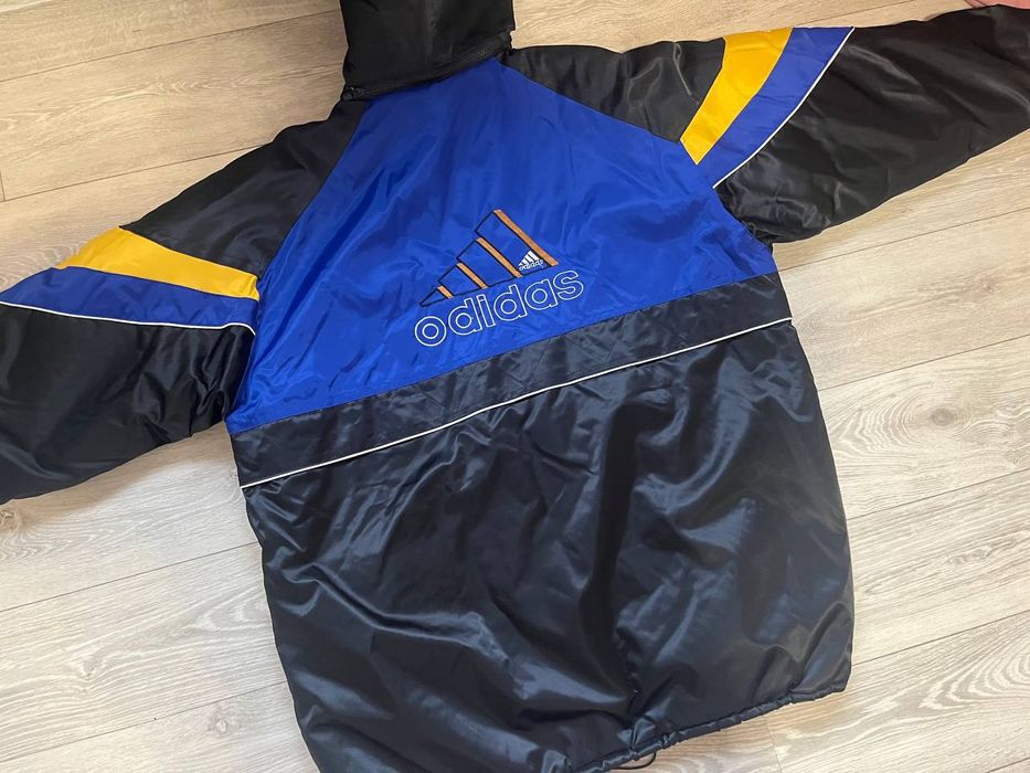 Куртка odidas 5 полосок