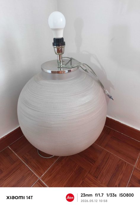 Candeeiro de chão