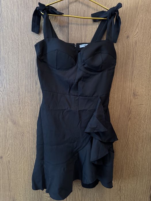 Продам сукню чорного кольору