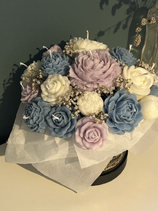 Ręcznie robiona kompozycja świec sojowych o zapachu róż