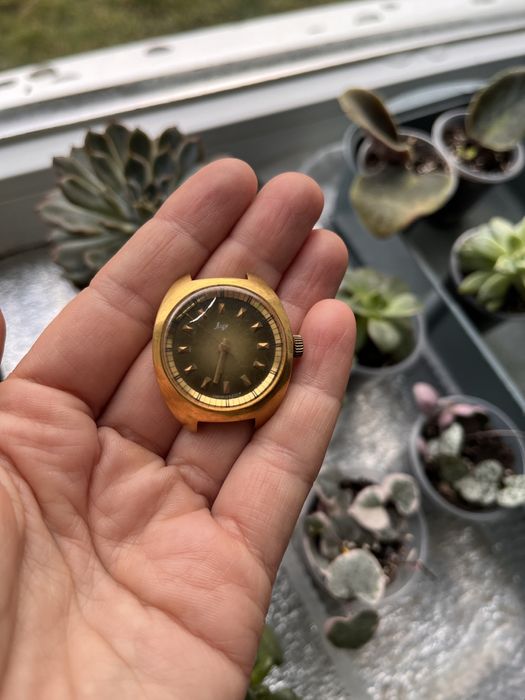 Женские часы луч Au10