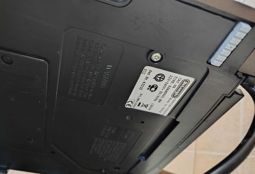Кавомашина DELONGHI ESAM 5500 кавоварка