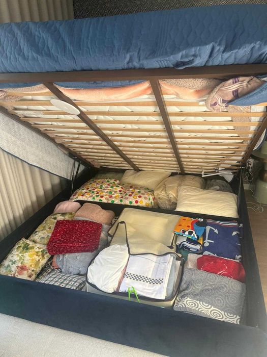 Cama casal (c/ arrumação) 1.60x2.00