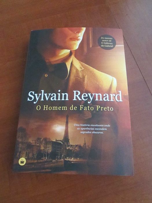 O Homem de Fato Preto de Sylvain Reynard (Oferta portes)