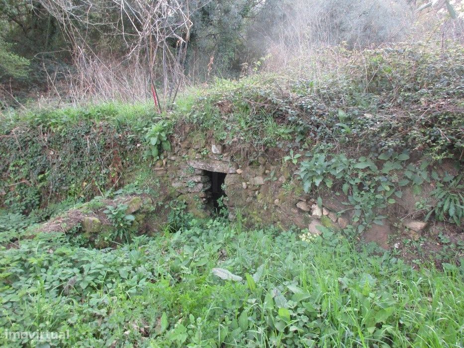 Terreno c/ 1300 m2 em Fornelos — Fornelos E Queijada, Viana do Castelo