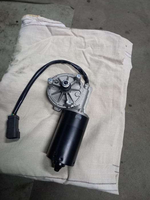 Моторчик двірників MAN TGX