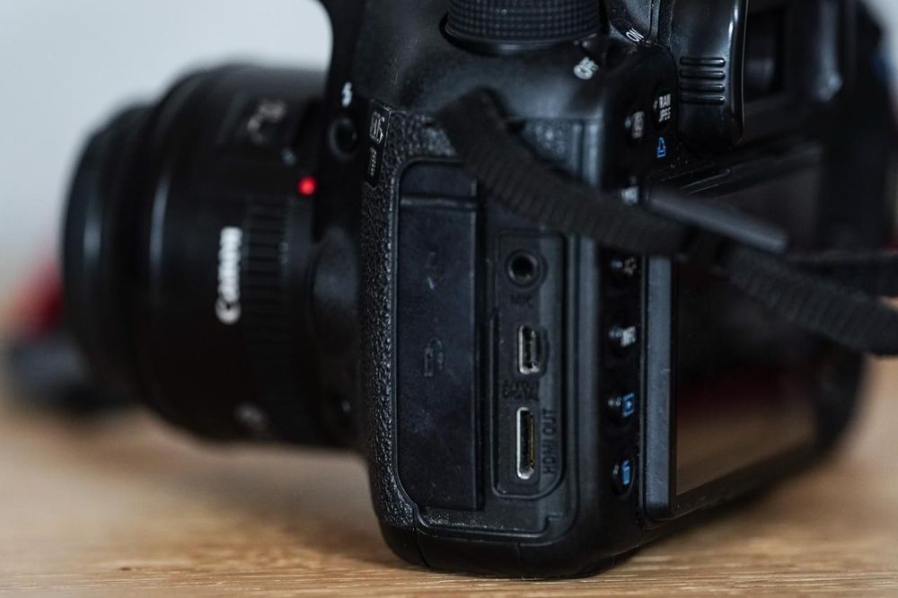 Canon EOS 7D plus obiektywy