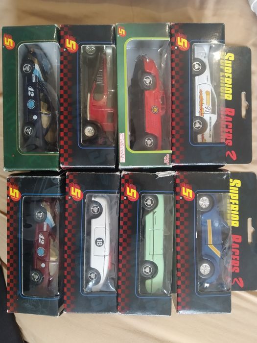 Carros antigos de colecção