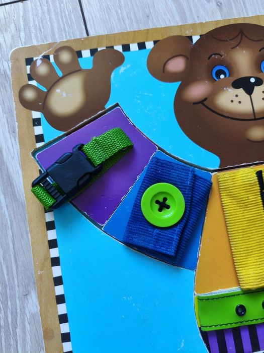 Ігровий набір Melissa and Doug Дерев’яна дошка з застібками