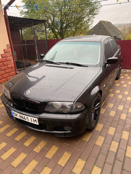 Автомобіль bmw e46