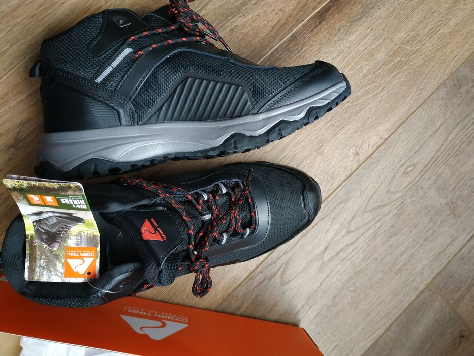 Взуття 45 р чоловічі 29,5 см шкіра Срочно! теплі ботінки кросівки