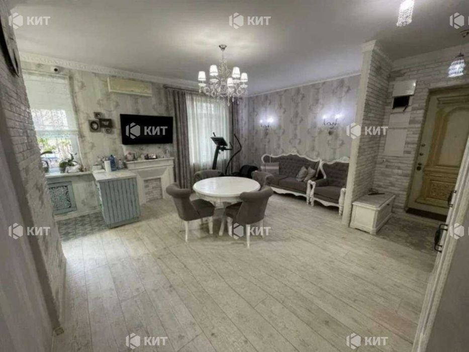 4к.90м2 Центр (Восстания, Защитников Украины, ул. Сомовская) 131116