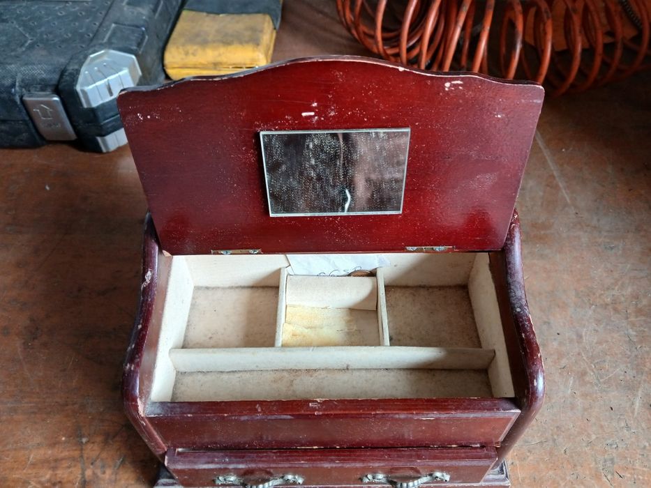 guarda jóias antigo