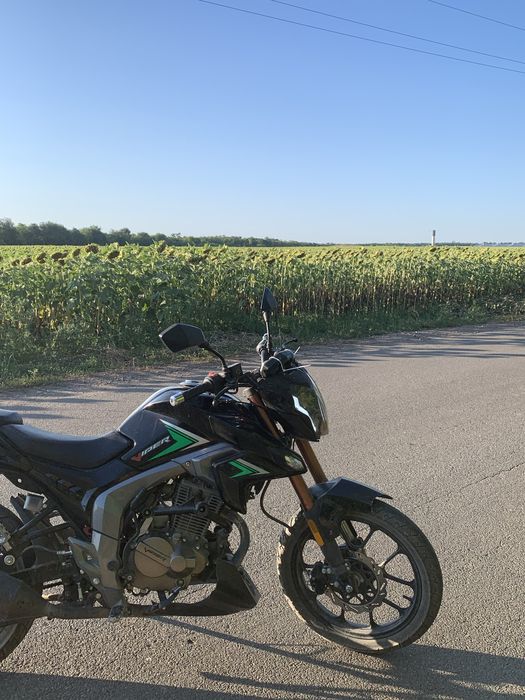 Продам!Viper zs200a-1