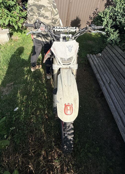 Husqvarna TE510 2009 – mocne enduro/cross 510 cm³