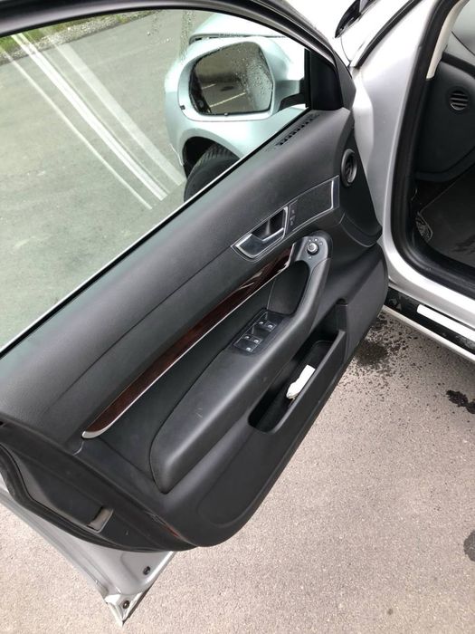 Audi A6 C6  2.0 TDI