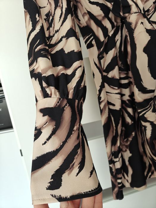 Sukienka Katniss r. 40