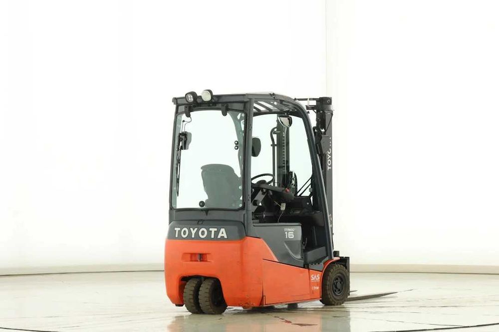 Навантажувач вилочний Тойота 1.6 т погрузчик електричний TOYOTA 1.6 т