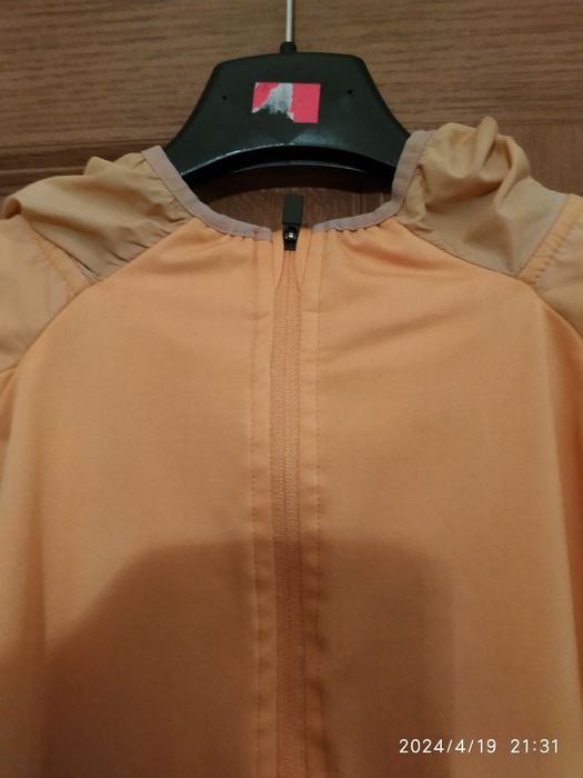 Bluza damska żolta z kapturem r L, uzywana