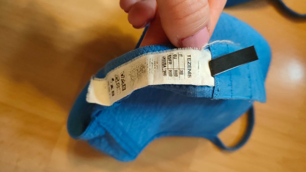 Granatowy basic biustonosz Tezenis r. 80B