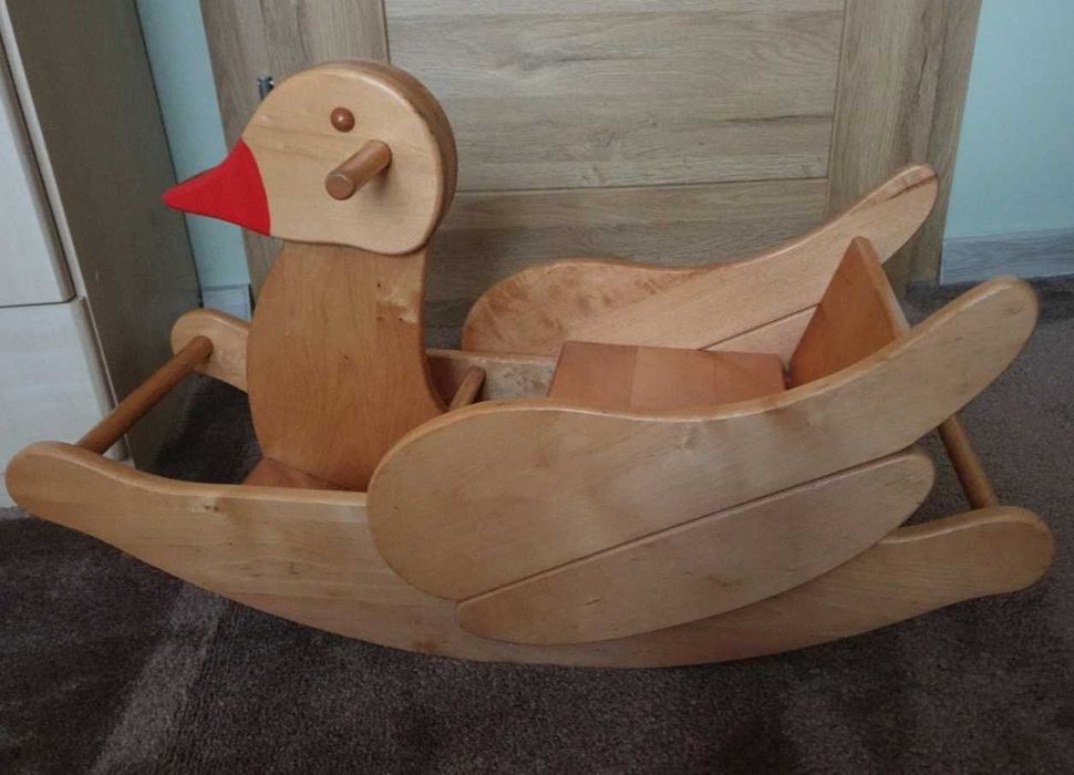 Bujak huśtawka dla dziecka z litego drewna - kaczka