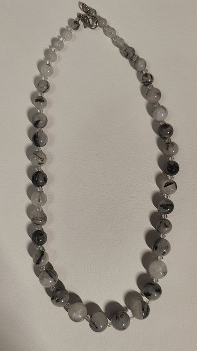 Продам бусы кварц волосатик