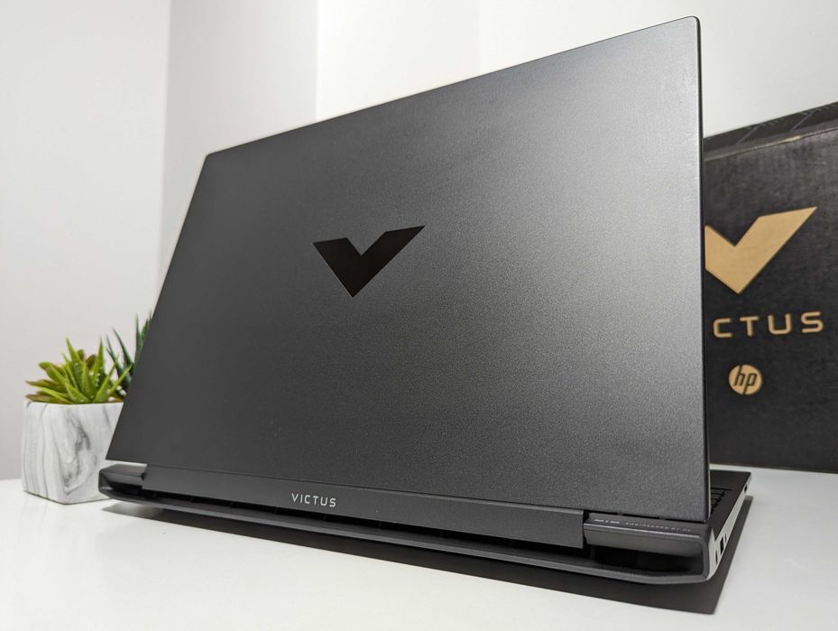 LAPTOP GAMINGOWY HP Victus 15 RTX 3050 Ti Ryzen 5 5600H 144hz