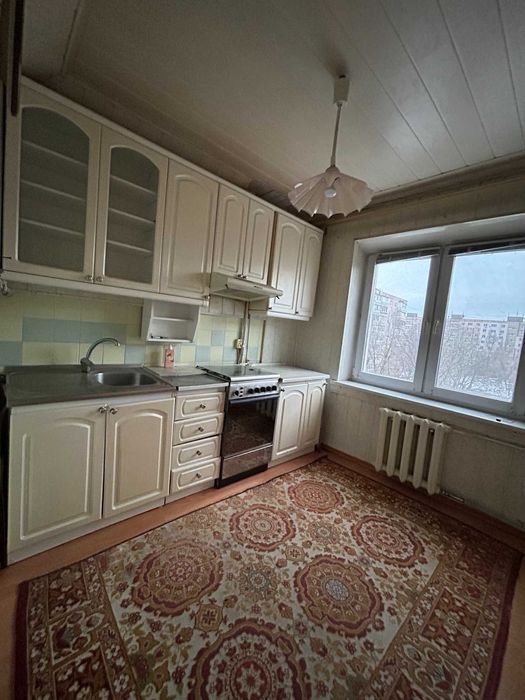 Продам 2к квартиру на Жм Победа 6