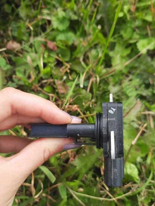 czujnik przepływu powietrza subaru outback 2017