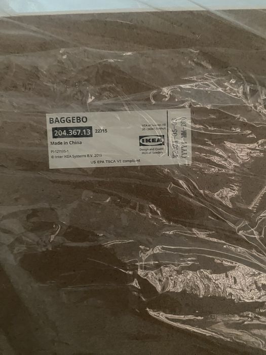 Estante IKEA como nova
