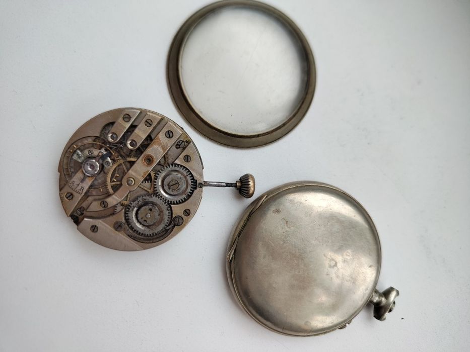 Часы старинные антикварные