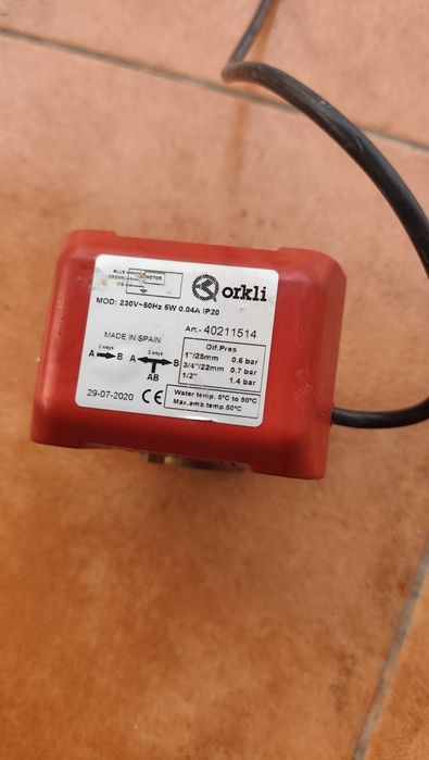 Válvula de três vias de caldeira Chaffoteaux Niágara 28 CF
