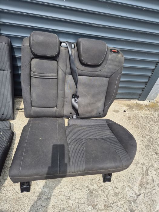 Fotel kanapa poszycie ford focus mk3 lift