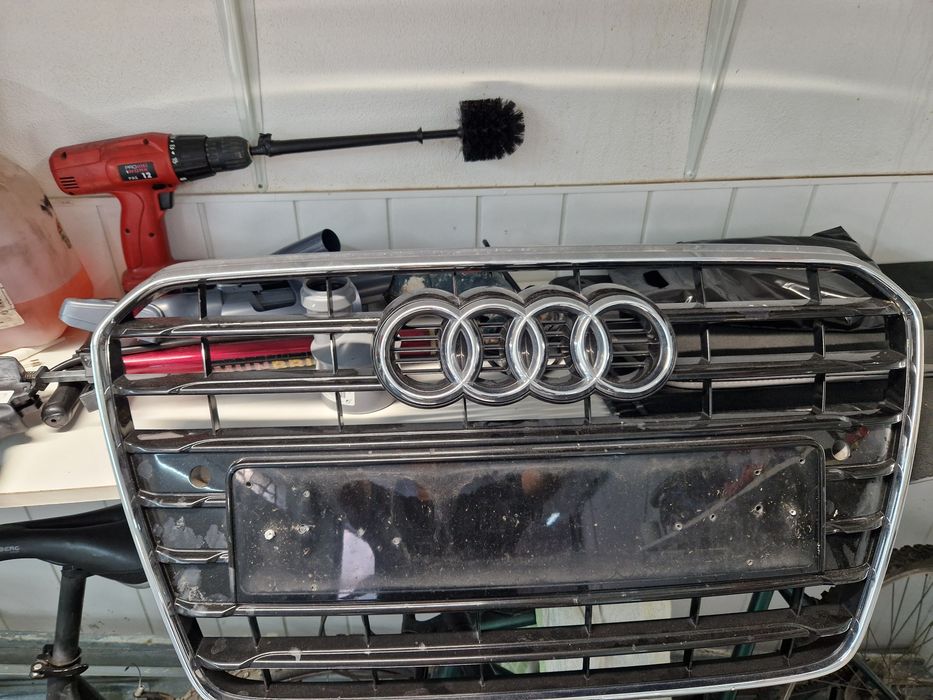 Grelha frontal audi a5 3.0 tdi 2013