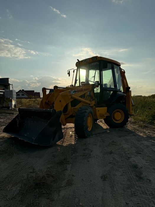 Koparko-ładowarka JCB 2CX zestaw osprzetu stan bdb netto