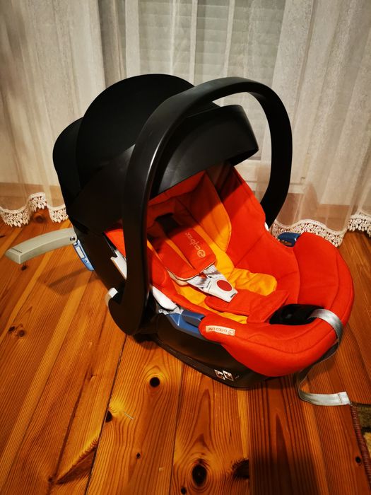 Fotelik cybex atom 3 +  baza isofix bezwypadkowy!