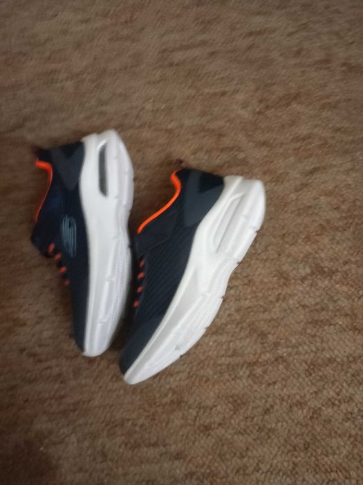 Sapatilhas skechers de criança