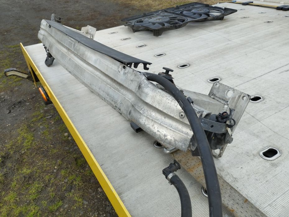 Belka zderzaka przedniego Audi A5 przed Lift 8K0.807.113.D