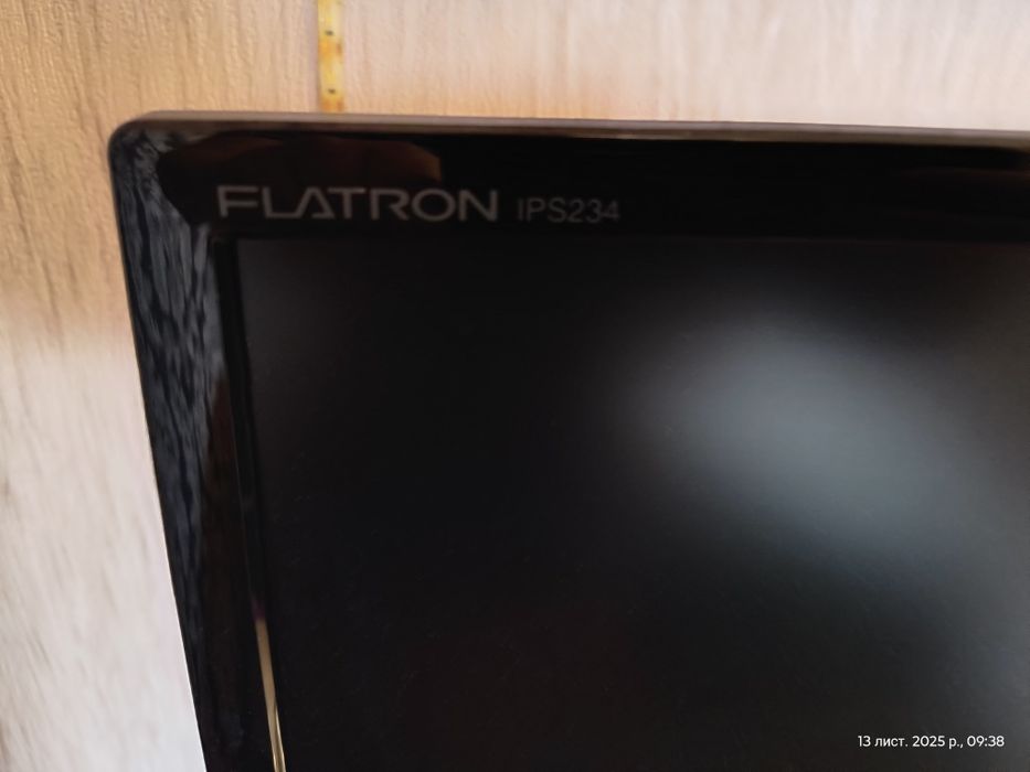 LG монітор , 23 дюймів