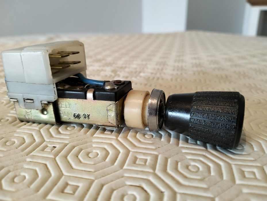 Interruptor/ Comutador Escovas Datsun 510