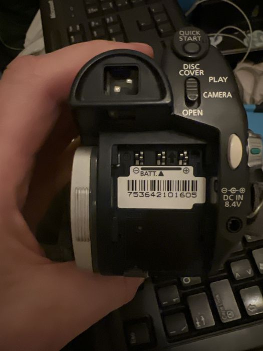 Canon DC310 DvD camera