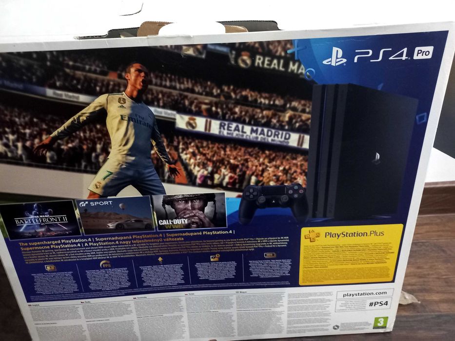 PS4 PRO jak nowe