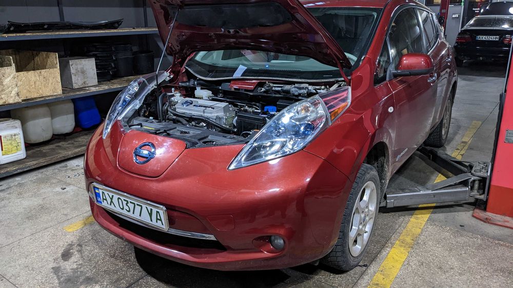 АКЦІЯ !!! Установка обігрівача на Nissan Leaf Отопитель Ниссан Лиф