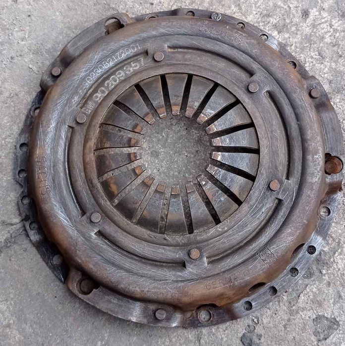 Продам сцепление Opel