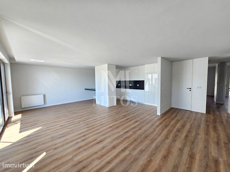 Apartamento T3 novo - centro da cidade