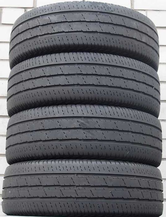 Continental Vanco 2 215/65 R15C 104/102T Склад шин Б/В ЛІТО з Європи