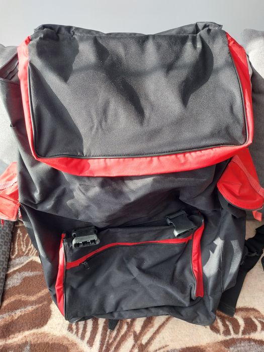 Plecak turystyczny ze stelażem