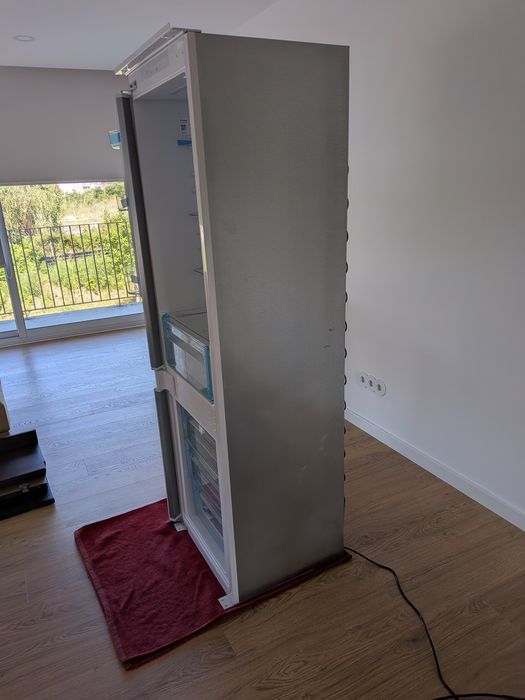 Frigorífico Combinado Encastre CANDY CBL3518F